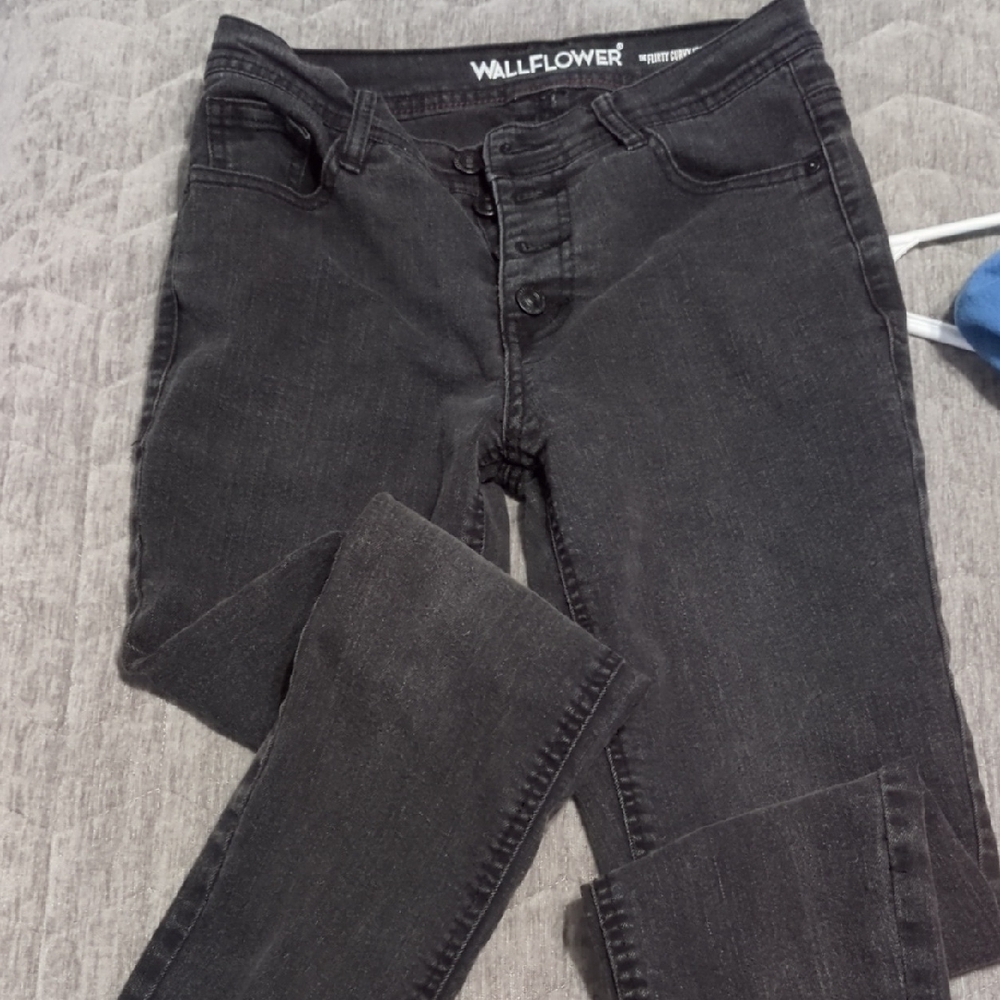 Wallflower Women's Dark Gray Skinny Jeans